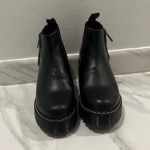 DR MARTENS ROMETTY CHELSEA BOOTS